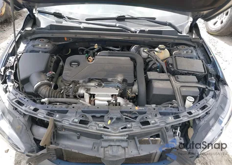 2019 Chevrolet Malibu Lt z USA, uszkodzony, nr VIN 1G1ZD5ST7KF113212